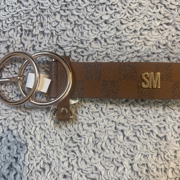 Steve Madden Brown Checkered Belt with Gold Accents - Picture 2 of 5
